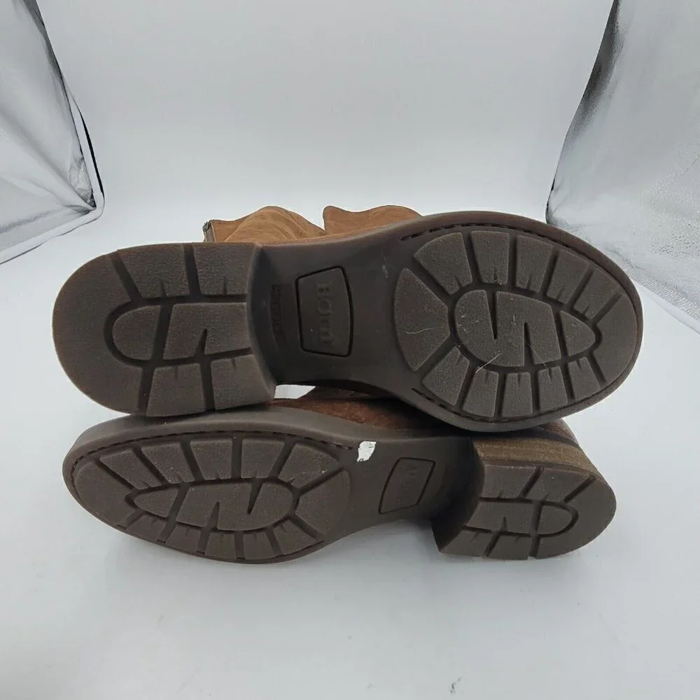 NEW Born Borman Distressed Brown Suede Leather Tall Back Zip Boot Size 5.5M